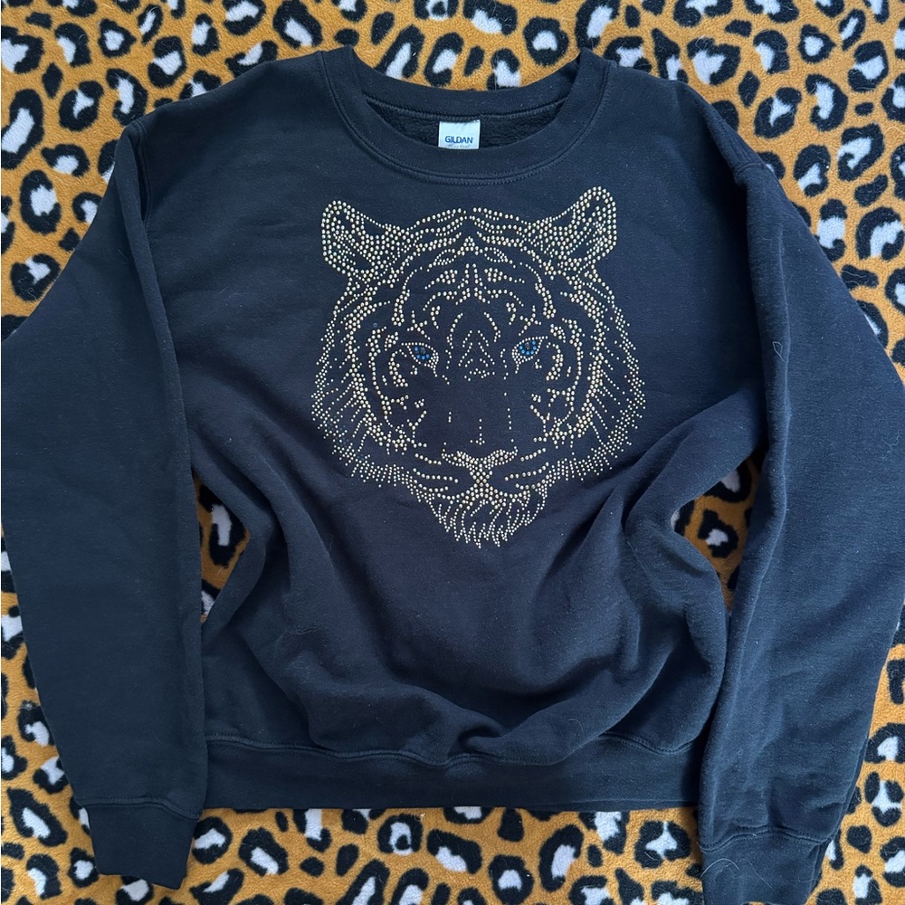 Vintage Black and Gold Bedazzled Tiger Crewneck